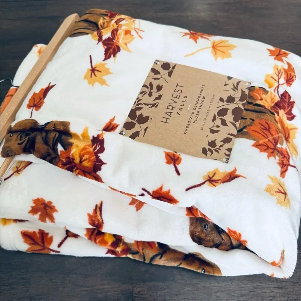Plush Fall Halloween Chocolate Lab Dog Leaves Throw Blanket